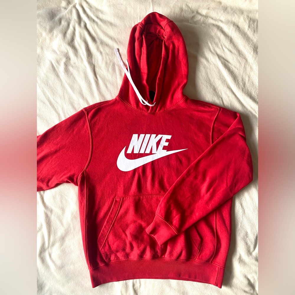Women’s Small Res Nike Hoodie